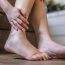Otoky nohou: Příčiny a řešení